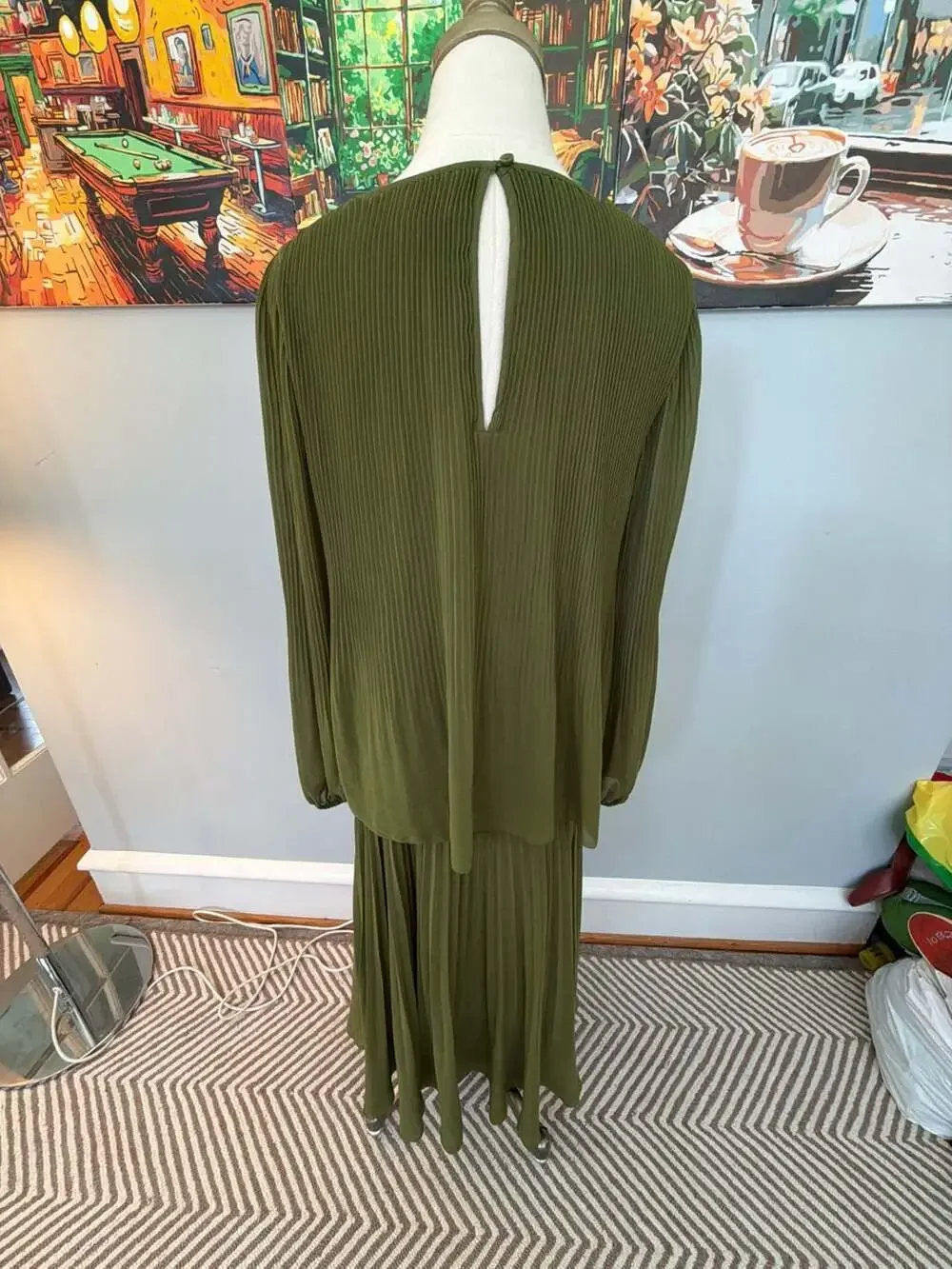 Aritzia Wilfred Olive Green Chiffon Pleated Blouse and Skirt Set size M